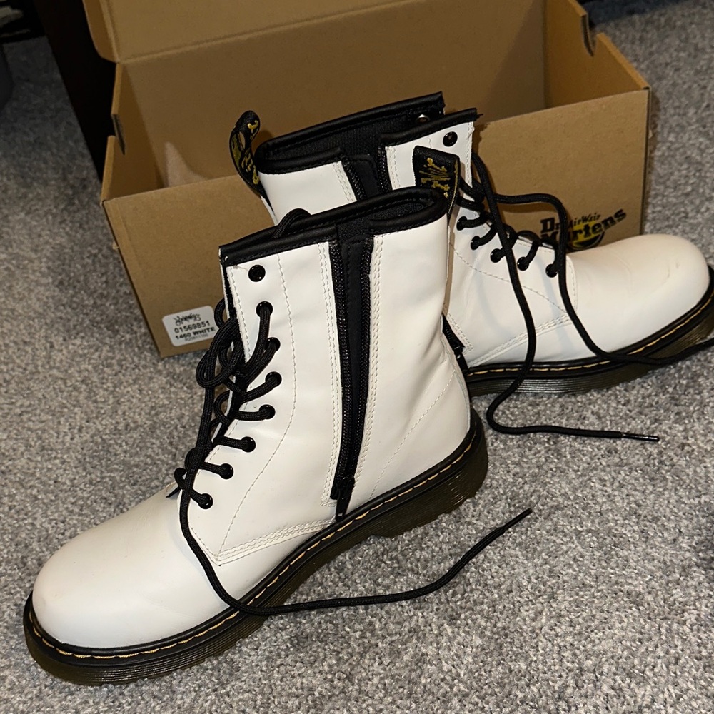 Dr. Martens White Leather Lace-Up Combat Boots with Black Trim - Picture 2 of 4